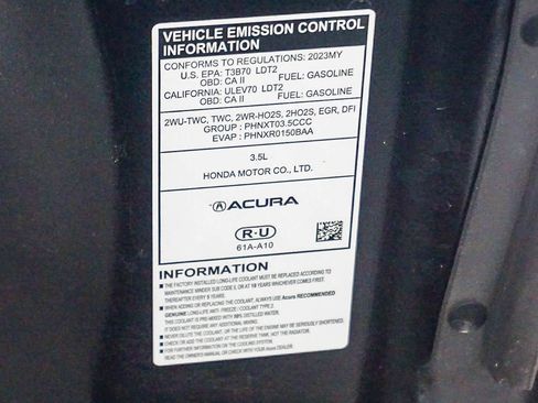 Used 2023 Acura MDX FWD image 32