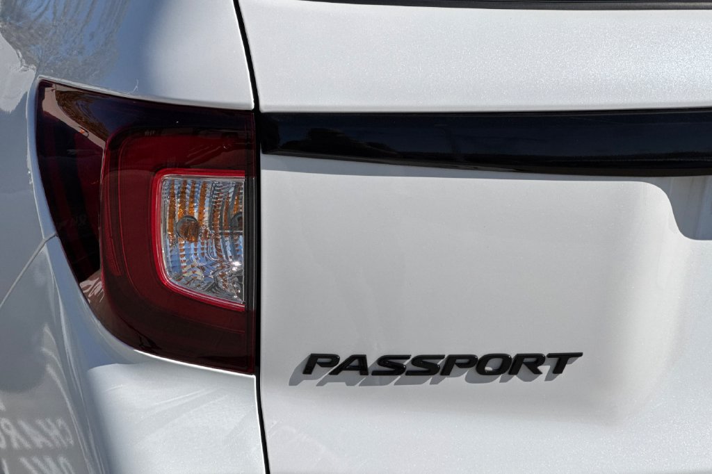 Certified 2024 Honda Passport TrailSport image 35