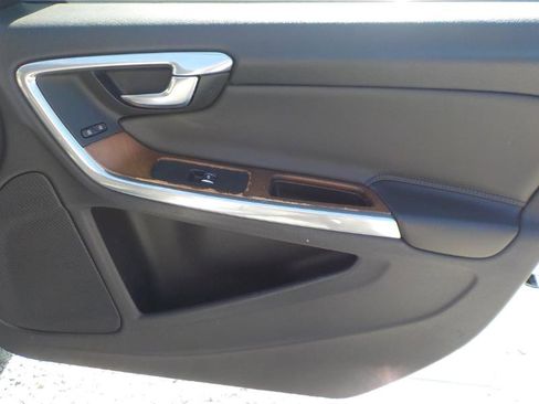 Used 2016 Volvo S60 T5 Premier image 27