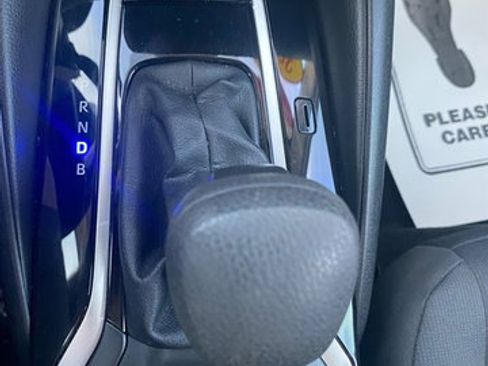 Used 2024 Toyota Corolla LE image 16