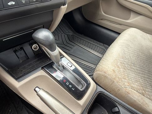 Used 2014 Honda Civic LX image 29