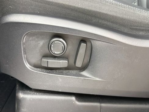 Certified 2025 Land Rover Defender 110 S image 21