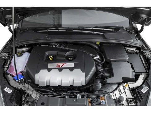 Used 2015 Ford Focus ST FWD image 9