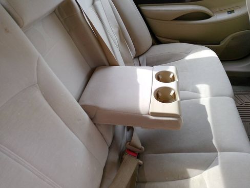 Used 2012 Buick LaCrosse Convenience FWD image 24