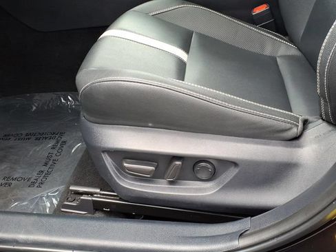 Used 2025 Toyota Camry SE FWD image 16