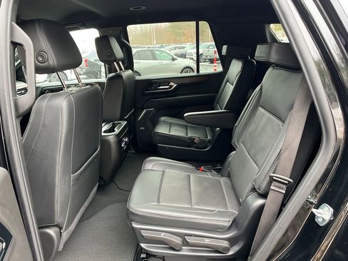 Used 2025 GMC Yukon Denali image 21