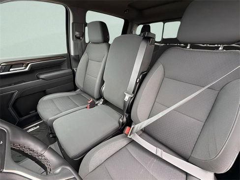 Used 2025 Chevrolet Silverado 1500 LT image 27