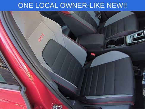 Used 2025 Volkswagen GTI SE image 40
