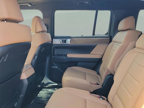 New 2026 Hyundai Santa Fe Calligraphy w/ Tow & Go Package image 8