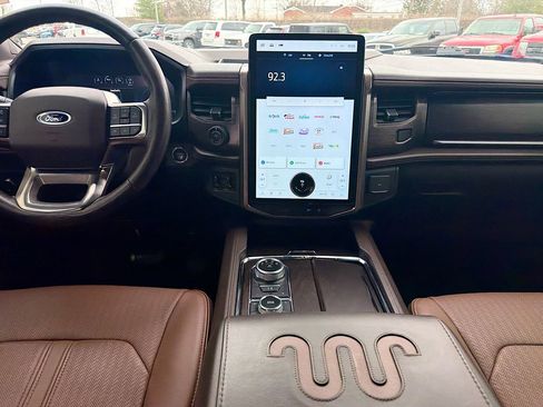 Used 2022 Ford Expedition King Ranch image 19