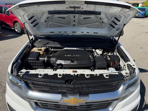 Used 2020 Chevrolet Colorado W/T w/ WT Convenience Package image 46