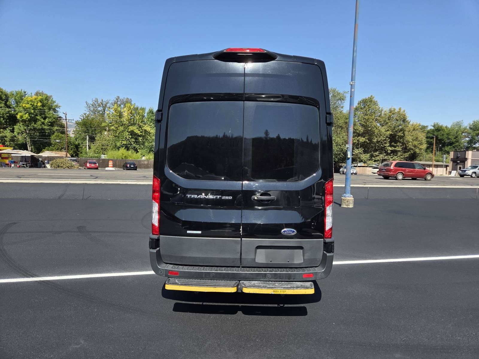Used 2023 Ford Transit 250 148 High Roof Extended w/ Load Area Protection Package RWD image 6