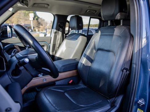 Used 2023 Land Rover Defender 110 S image 17