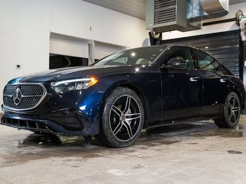 New 2026 Mercedes-Benz E 350 4MATIC Sedan image 3