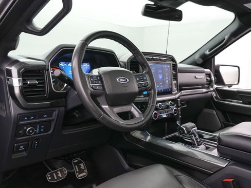 Used 2022 Ford F150 XLT w/ Equipment Group 302A High image 18