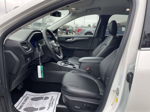 New 2026 Ford Escape Platinum w/ Premium Technology Package image 17