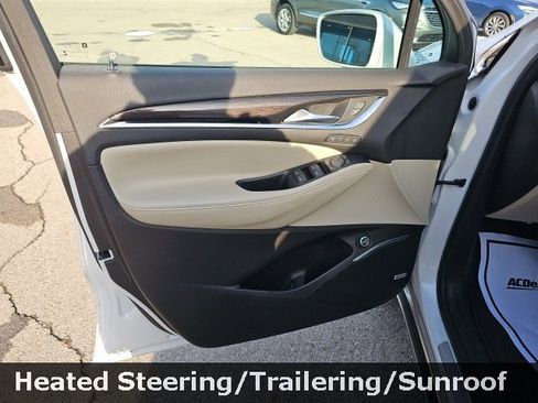 Used 2018 Buick Enclave Premium w/ Experience Buick Package image 12