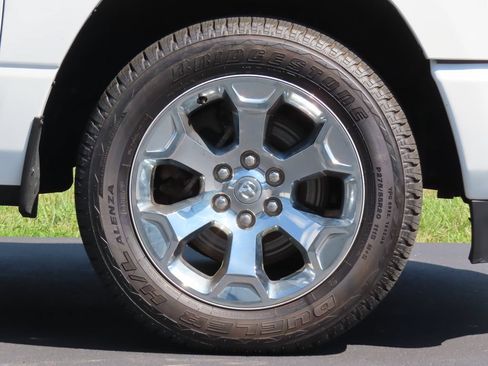 Used 2022 RAM 1500 Big Horn AWD/4WD image 11