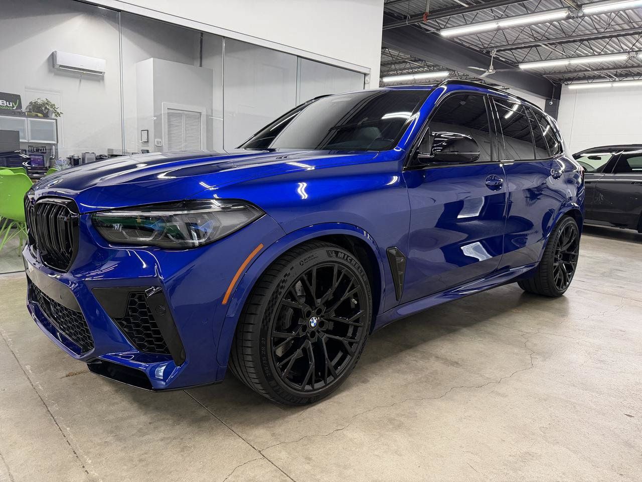 Used 2022 BMW X5 M w/ Competition Package 2 AWD/4WD image 1