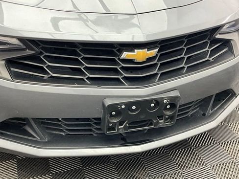 Used 2022 Chevrolet Camaro LT RWD image 28