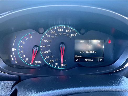 Certified 2022 Chevrolet Trax LT w/ LT Convenience Package image 13