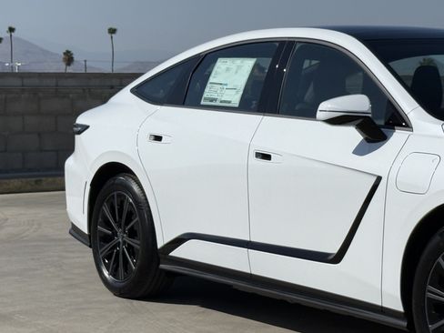 New 2026 Lexus ES 350e FWD image 5