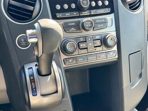 Used 2015 Honda Pilot EX-L image 17