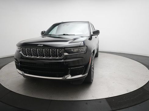 Used 2021 Jeep Grand Cherokee L Summit AWD/4WD image 12