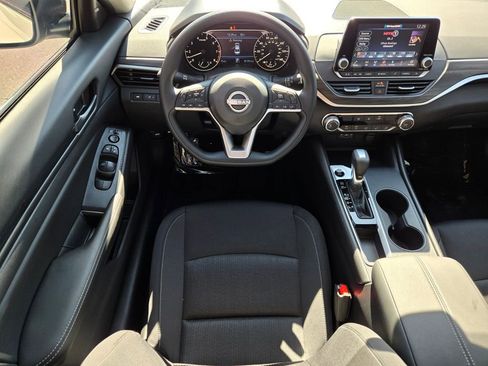 New 2026 Nissan Altima 2.5 SV FWD image 8