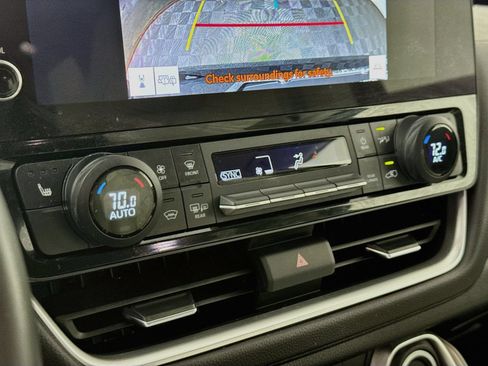 Certified 2024 Toyota Grand Highlander AWD image 12