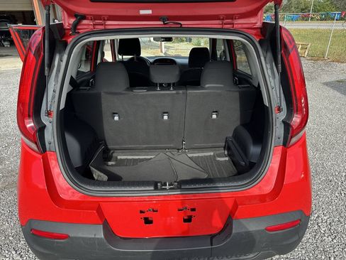 Used 2020 Kia Soul LX image 19