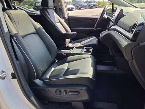 Certified 2025 Honda Odyssey Touring image 20