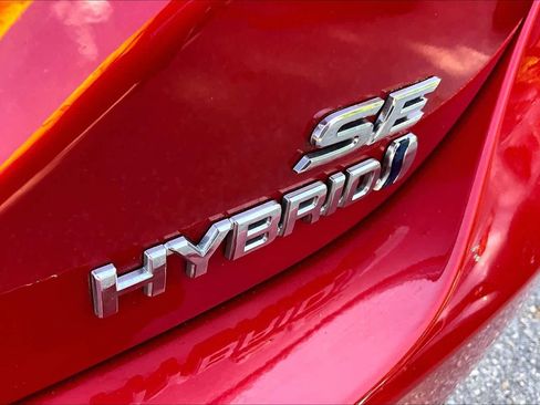 Certified 2024 Toyota Camry SE FWD image 10