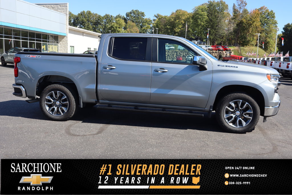 Used 2025 Chevrolet Silverado 1500 LT AWD/4WD image 1