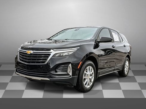 Certified 2024 Chevrolet Equinox LT image 3