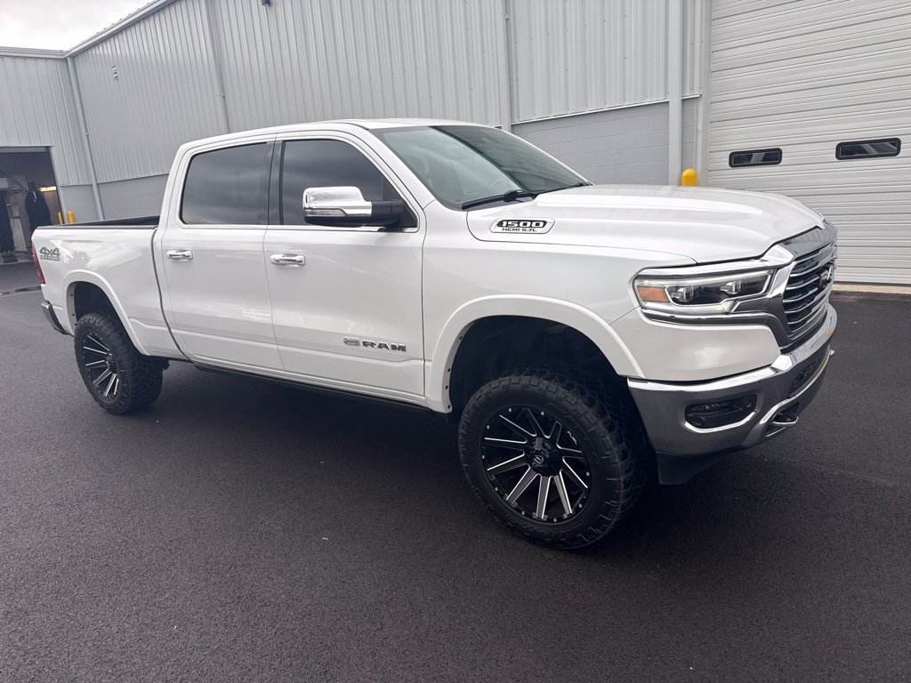 Used 2019 RAM 1500 Limited AWD/4WD image 2