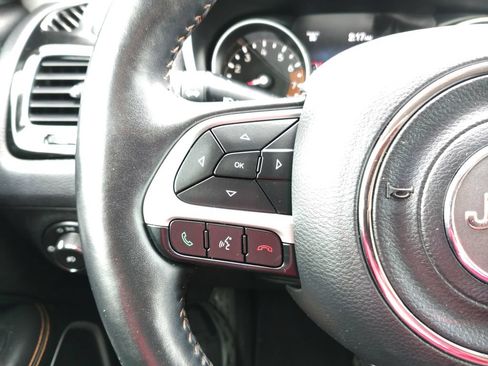 Used 2018 Jeep Compass Limited AWD/4WD image 21