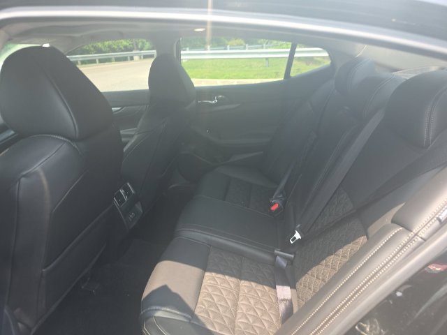 Used 2021 Nissan Maxima Platinum w/ Sport Mat Group FWD image 14