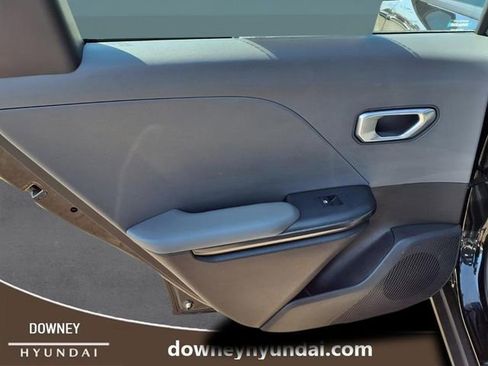 Used 2025 Kia K4 LXS image 6