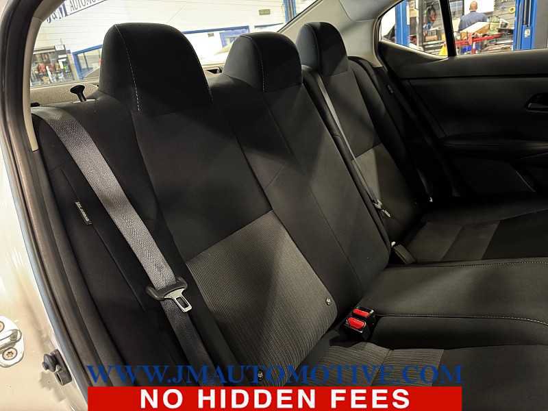 Used 2024 Nissan Sentra SV FWD image 18