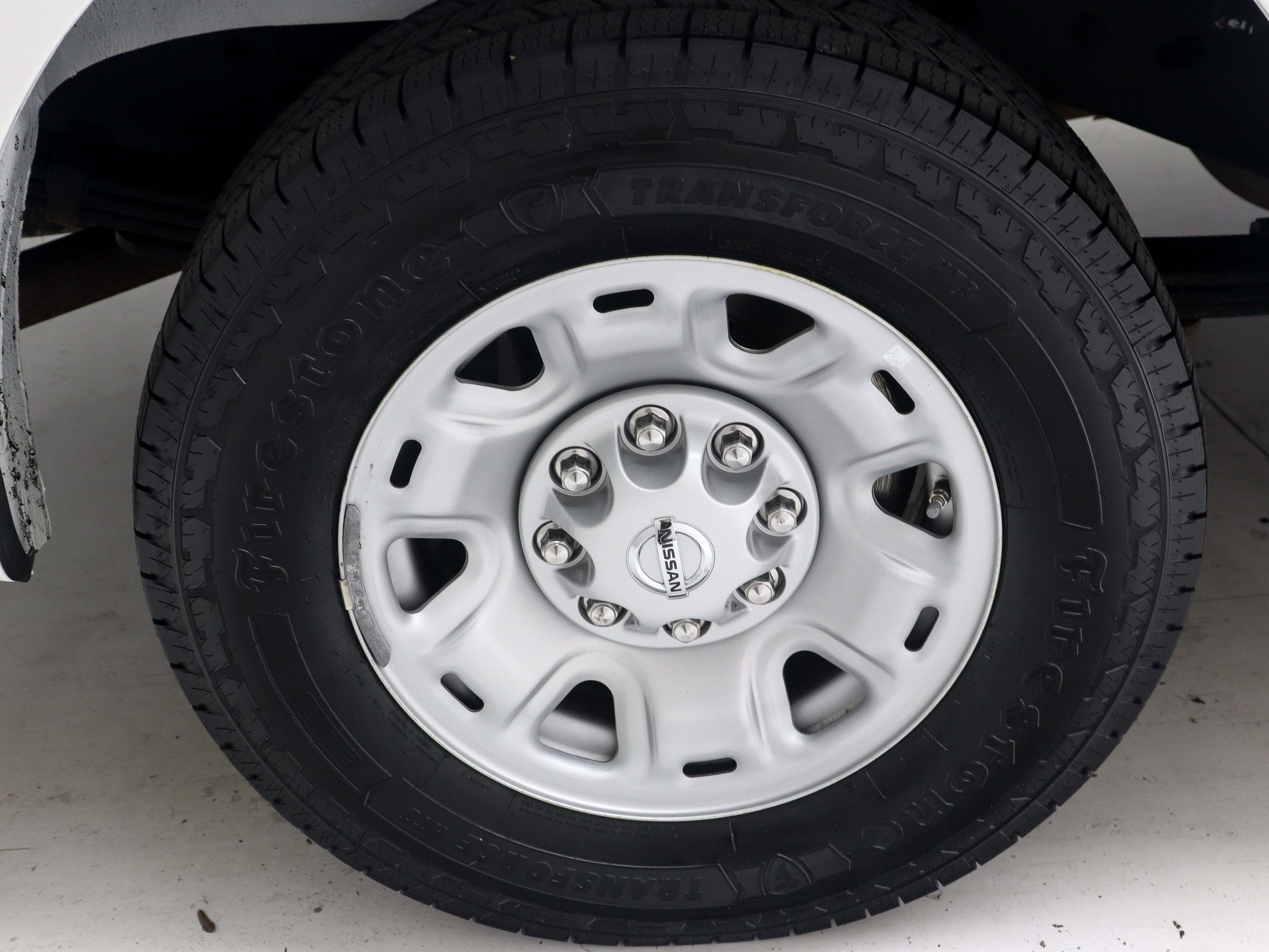 Used 2019 Nissan NV 3500 SV w/ Navigation Package RWD image 31