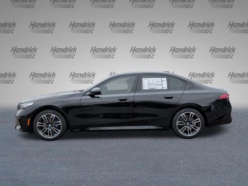 Used 2026 BMW 530i xDrive w/ M Sport Package AWD/4WD image 10