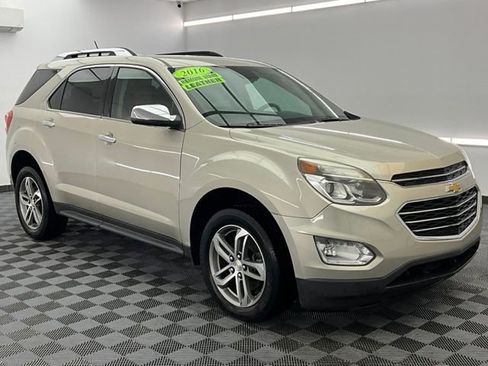 Used 2016 Chevrolet Equinox LTZ w/ Enhanced Convenience Package FWD image 3