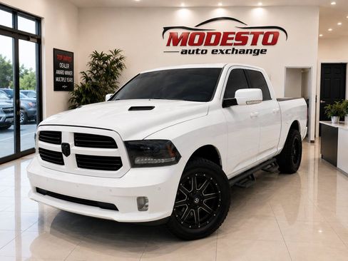 Used 2015 RAM 1500 Sport w/ Convenience Group RWD image 8