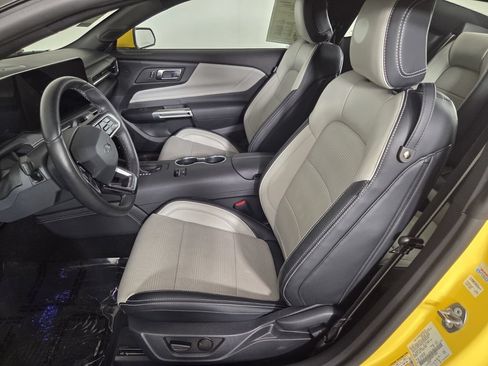 Used 2024 Ford Mustang Premium RWD image 10