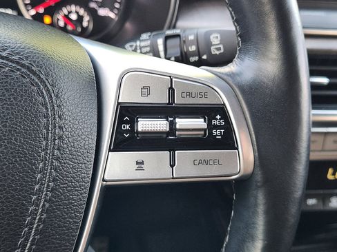 Used 2022 Kia Telluride SX w/ SX Prestige Package image 30