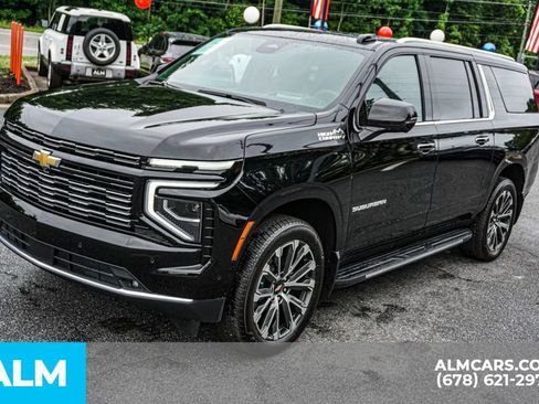 Used 2026 Chevrolet Suburban High Country w/ Sun And Tow Package AWD/4WD image 14
