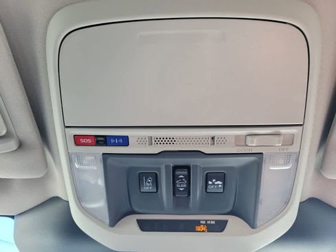 Used 2023 Subaru Forester Premium image 19