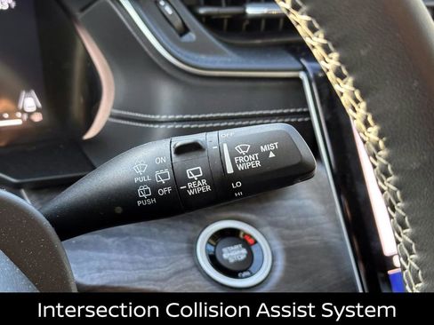 Used 2023 Jeep Grand Cherokee L Limited w/ Luxury Tech Group II image 29