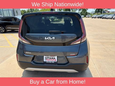 Used 2025 Kia Soul LX w/ LX Technology Package FWD image 6